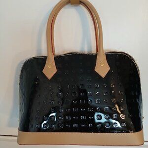 Black patent leather handbag (Arcadia)